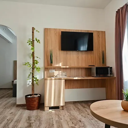 Wellness Hotel Garni Krone-3